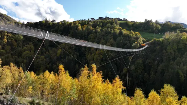 la pendenta – Hängebrücke Disentis/Mustér – SCHWEIZ