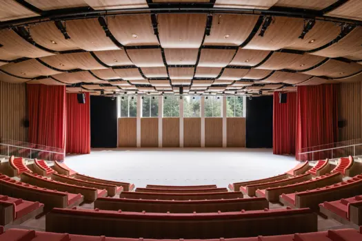 Adaptive Reinterpretation: Seoul Children’s Grand Park Art Center