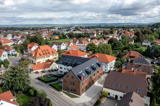 Steuerkanzlei im ländlichen Raum – Neubau mit Wohnen und Arbeiten in Noerdlingen