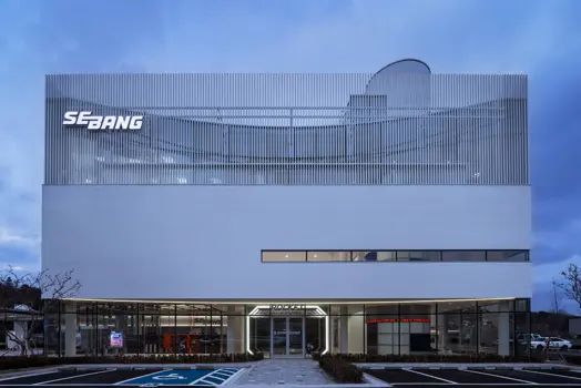 Rocket Planet: The Flagship Experience by Sebang Battery